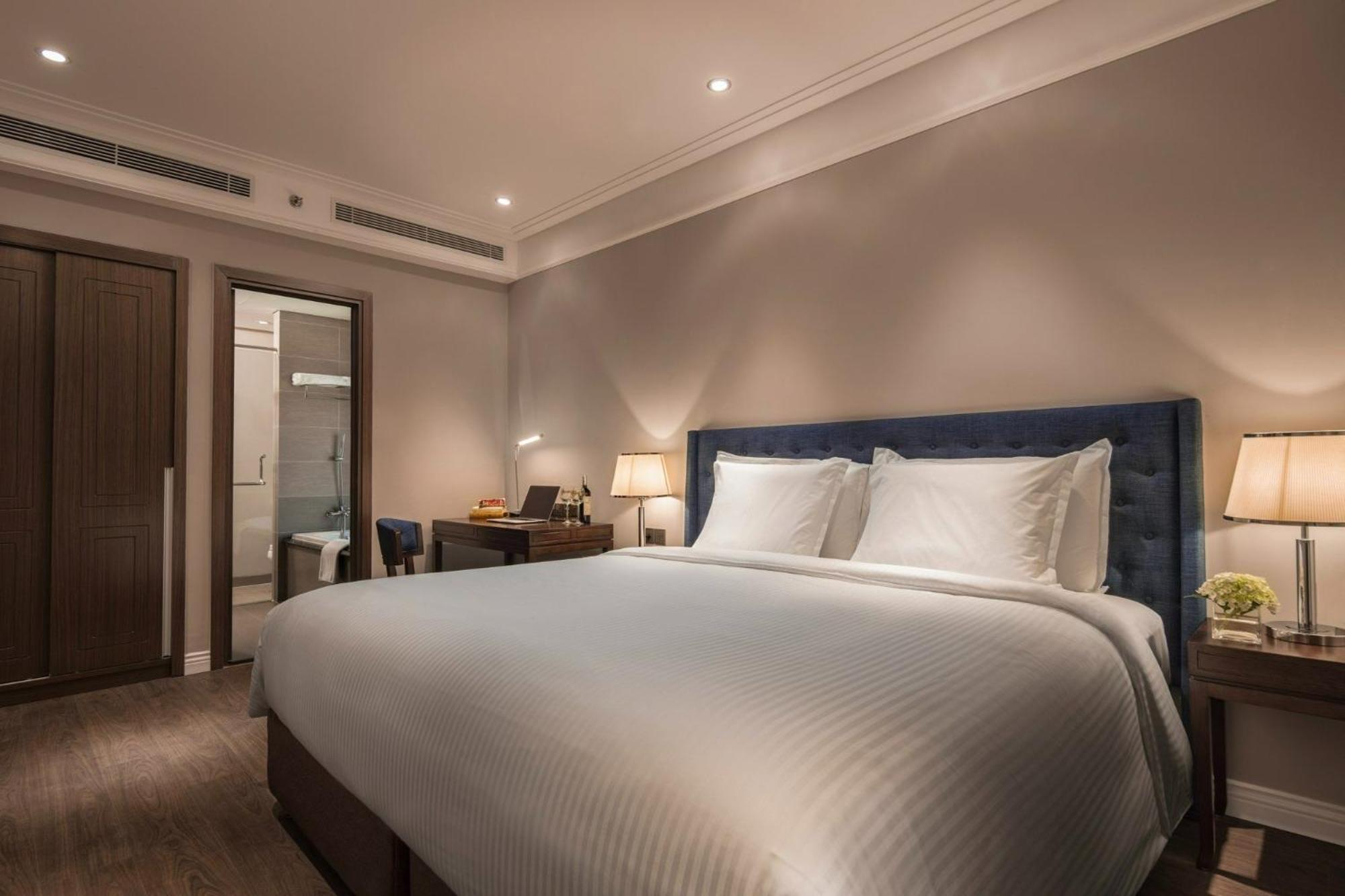 Luxury Apartment - Rooftop Swimming Pool - Beach Front - Hinata Apartment Da Nang Luaran gambar