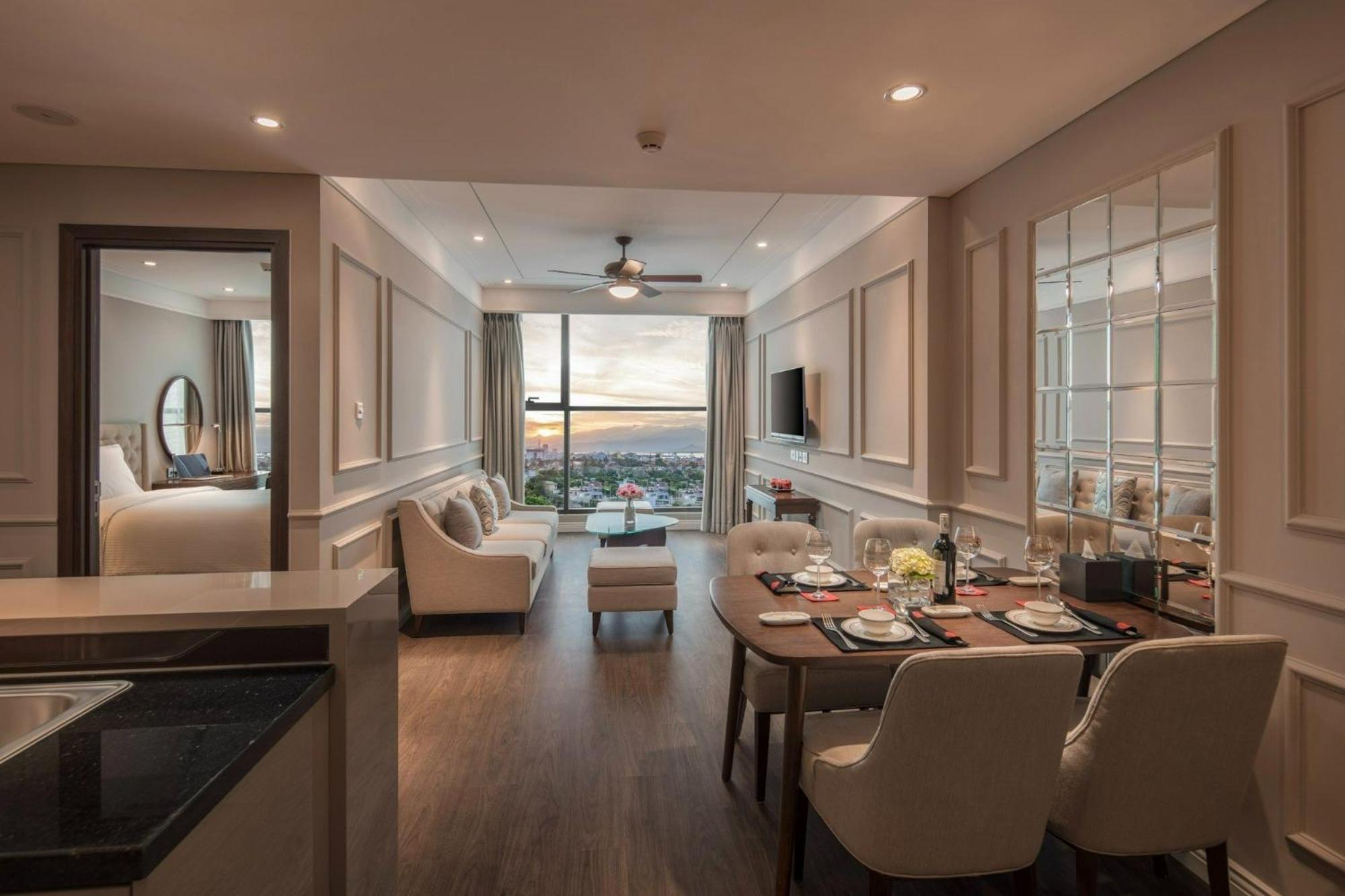 Luxury Apartment - Rooftop Swimming Pool - Beach Front - Hinata Apartment Da Nang Luaran gambar