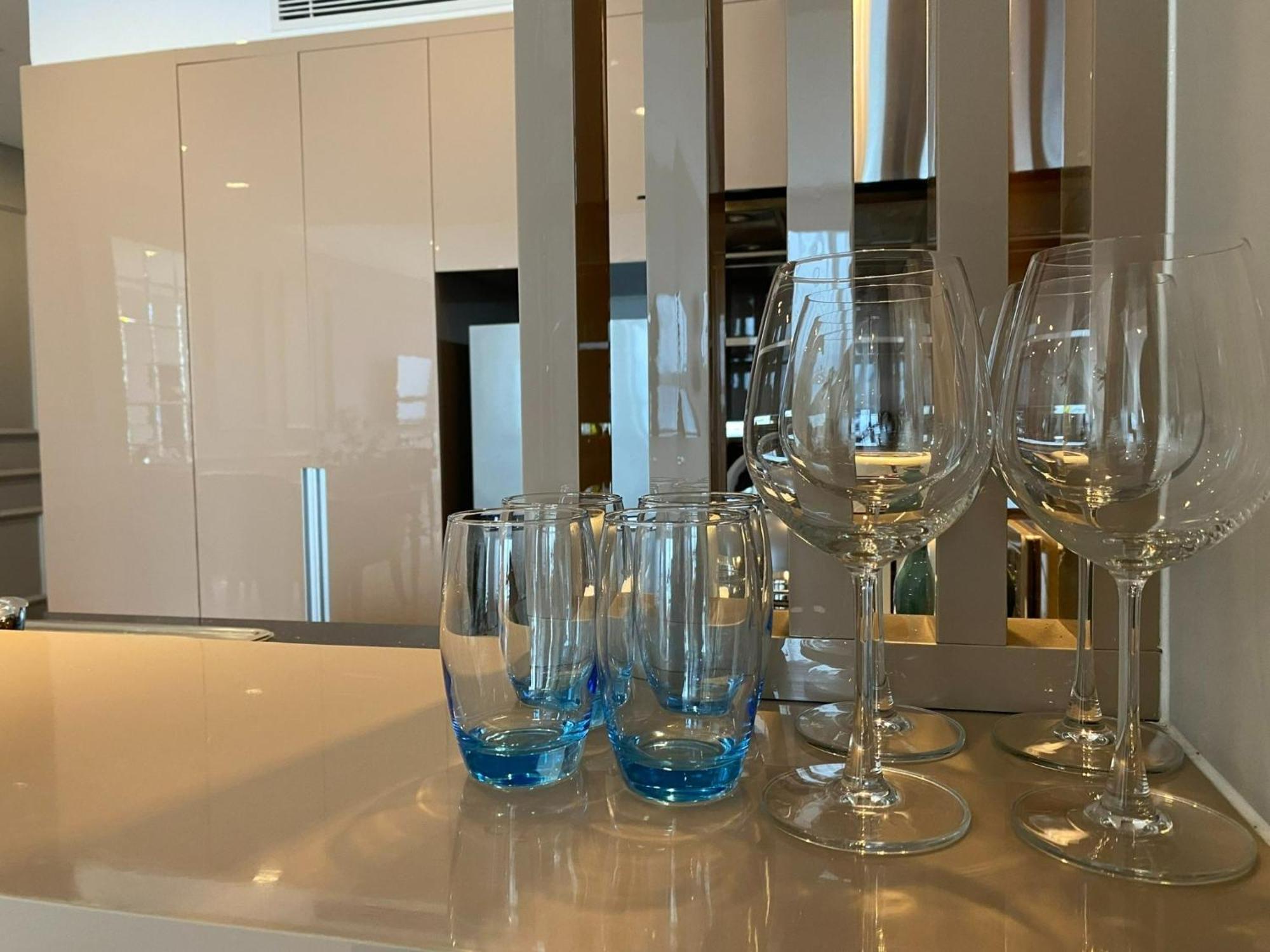 Luxury Apartment - Rooftop Swimming Pool - Beach Front - Hinata Apartment Da Nang Luaran gambar