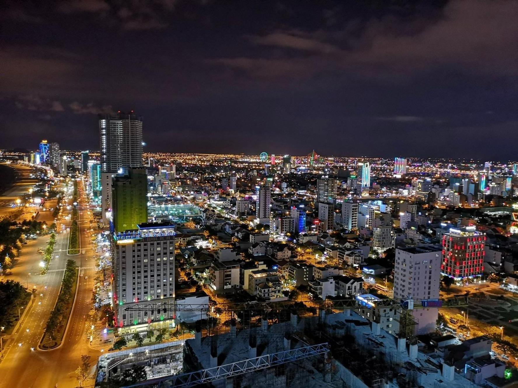 Luxury Apartment - Rooftop Swimming Pool - Beach Front - Hinata Apartment Da Nang Luaran gambar